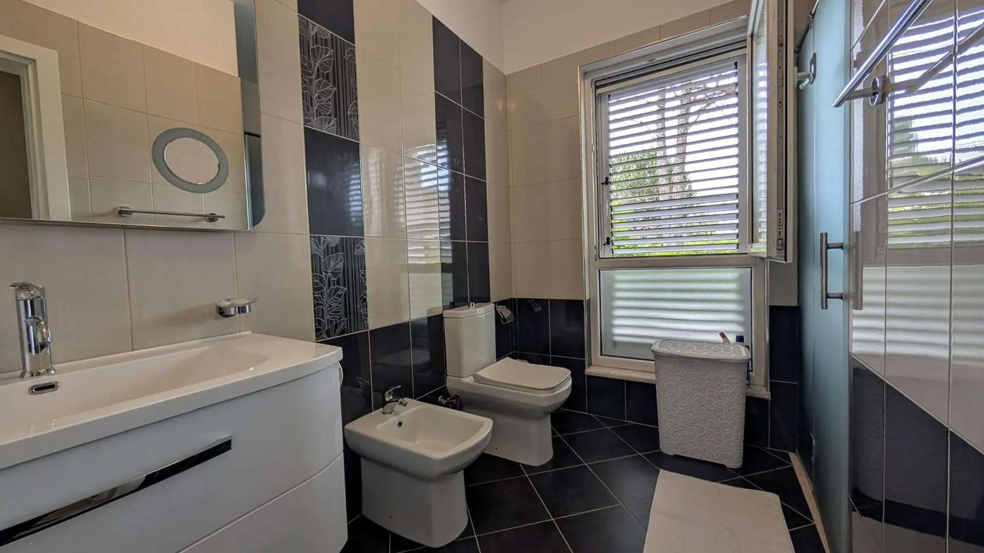 Seaside Family Holiday Home Plazhi San Pietro